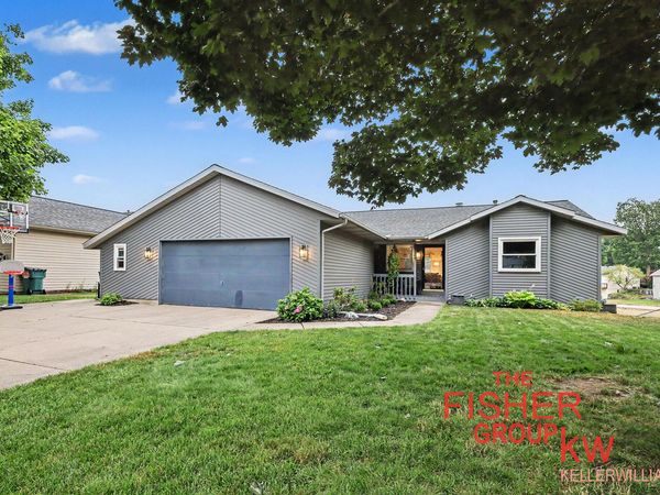 8504 Corsica Drive, Jenison, MI 49428
