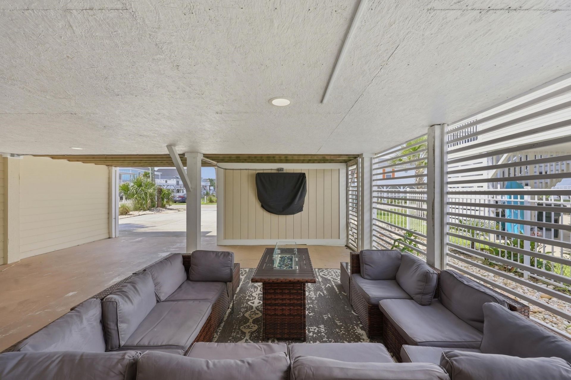 6108 Nixon St. Photo 45