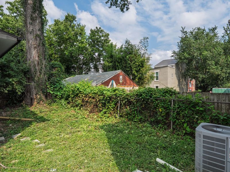 36 Euclid Street, Covington, KY 41016 Photo 5