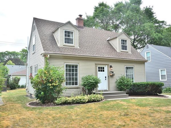 2836 N 90th STREET, Milwaukee, WI 53222