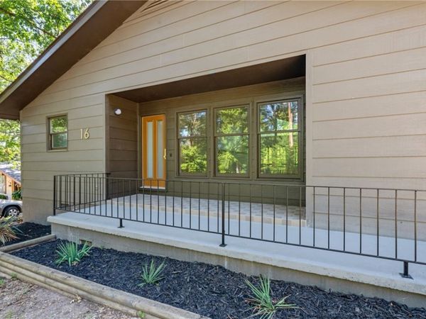 16 Stretford Drive , Bella Vista, AR 72714