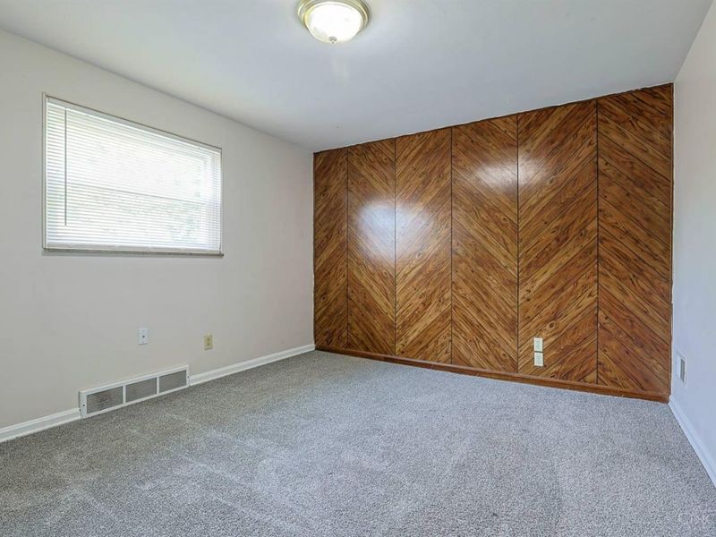 556 Grandin Avenue, Springdale, OH 45246 Photo 15