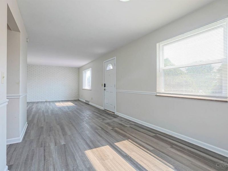 556 Grandin Avenue, Springdale, OH 45246 Photo 9