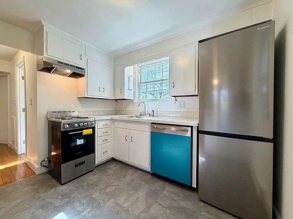 21 Park Ave, Unit 12, Foxboro, MA 02035