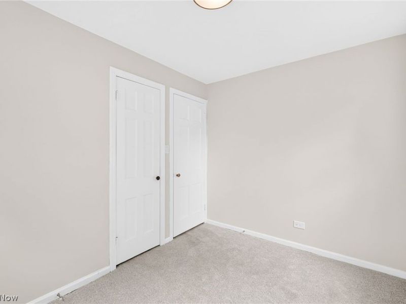 6907 Greenleaf Avenue, Cleveland, OH 44130 Photo 22