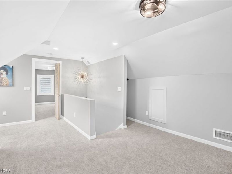 6907 Greenleaf Avenue, Cleveland, OH 44130 Photo 26