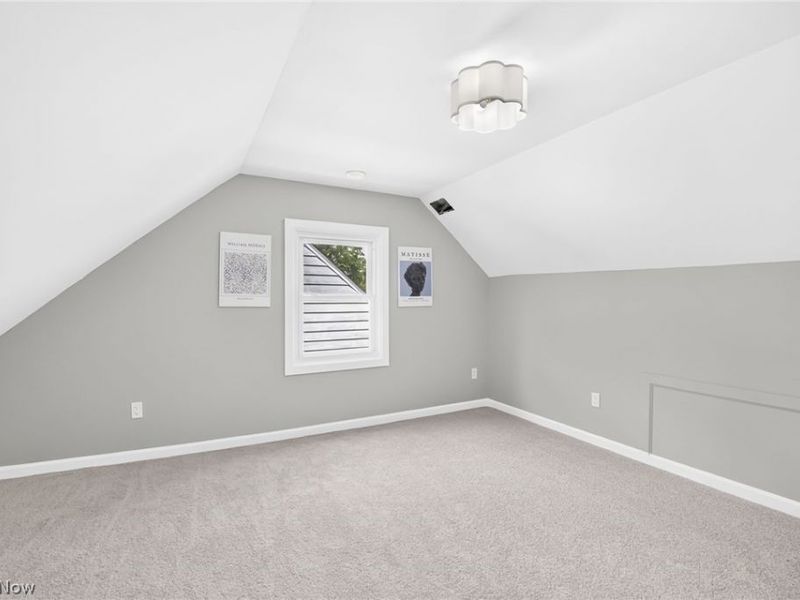6907 Greenleaf Avenue, Cleveland, OH 44130 Photo 28