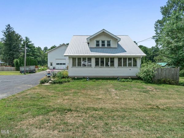 738 New York 29, Rock City Falls, NY 12863