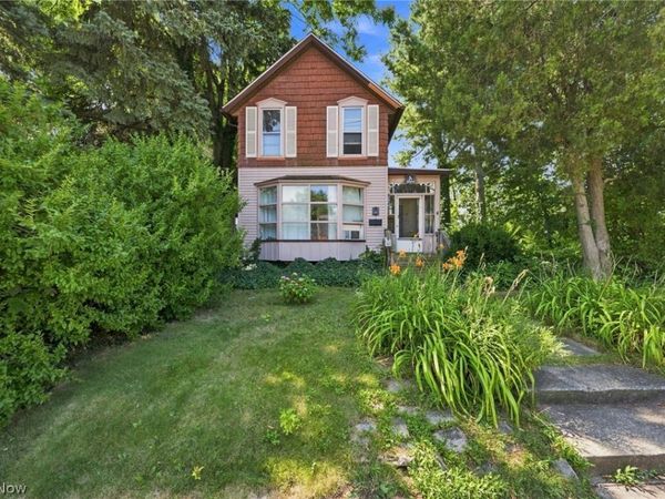 18971 Lorain Road, Fairview Park, OH 44126