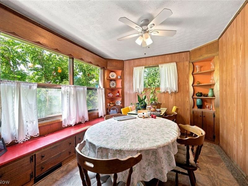 18971 Lorain Road, Fairview Park, OH 44126 Photo 11