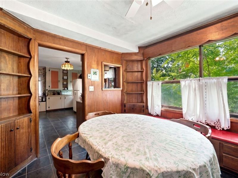 18971 Lorain Road, Fairview Park, OH 44126 Photo 12