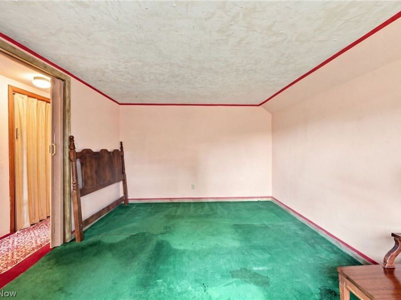 18971 Lorain Road, Fairview Park, OH 44126 Photo 16