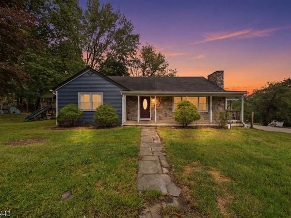 7 Marble Hill Rd, Liberty, NJ 07838