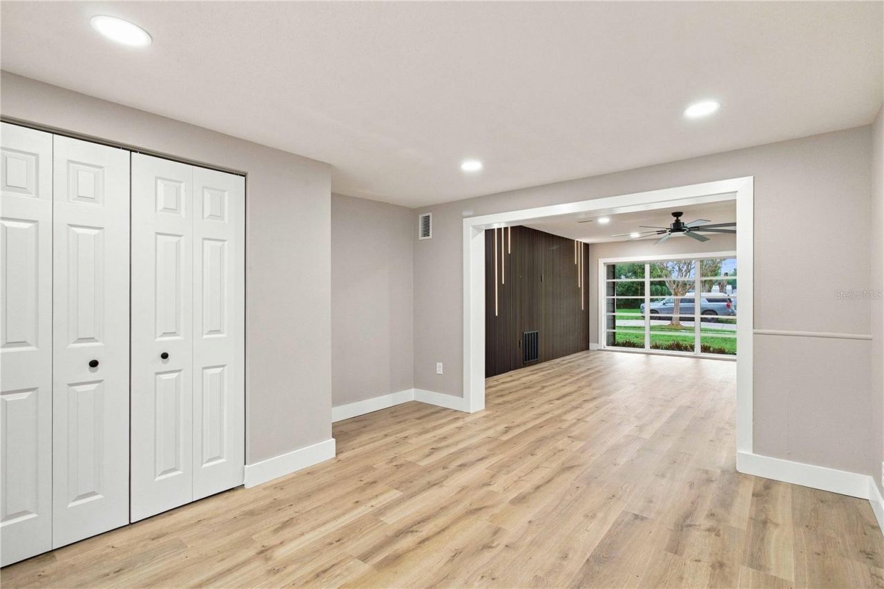 2770 Wood Street, Sarasota, FL 34237 Photo