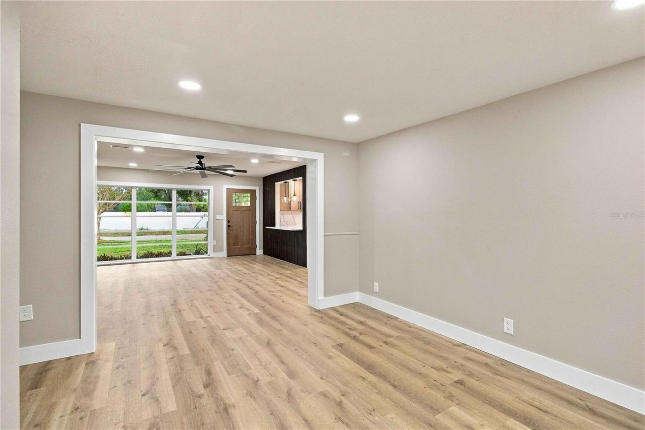 2770 Wood Street, Sarasota, FL 34237 Photo