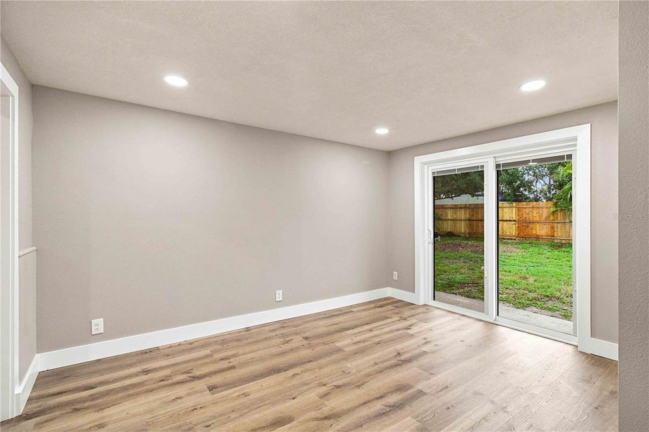 2770 Wood Street, Sarasota, FL 34237 Photo