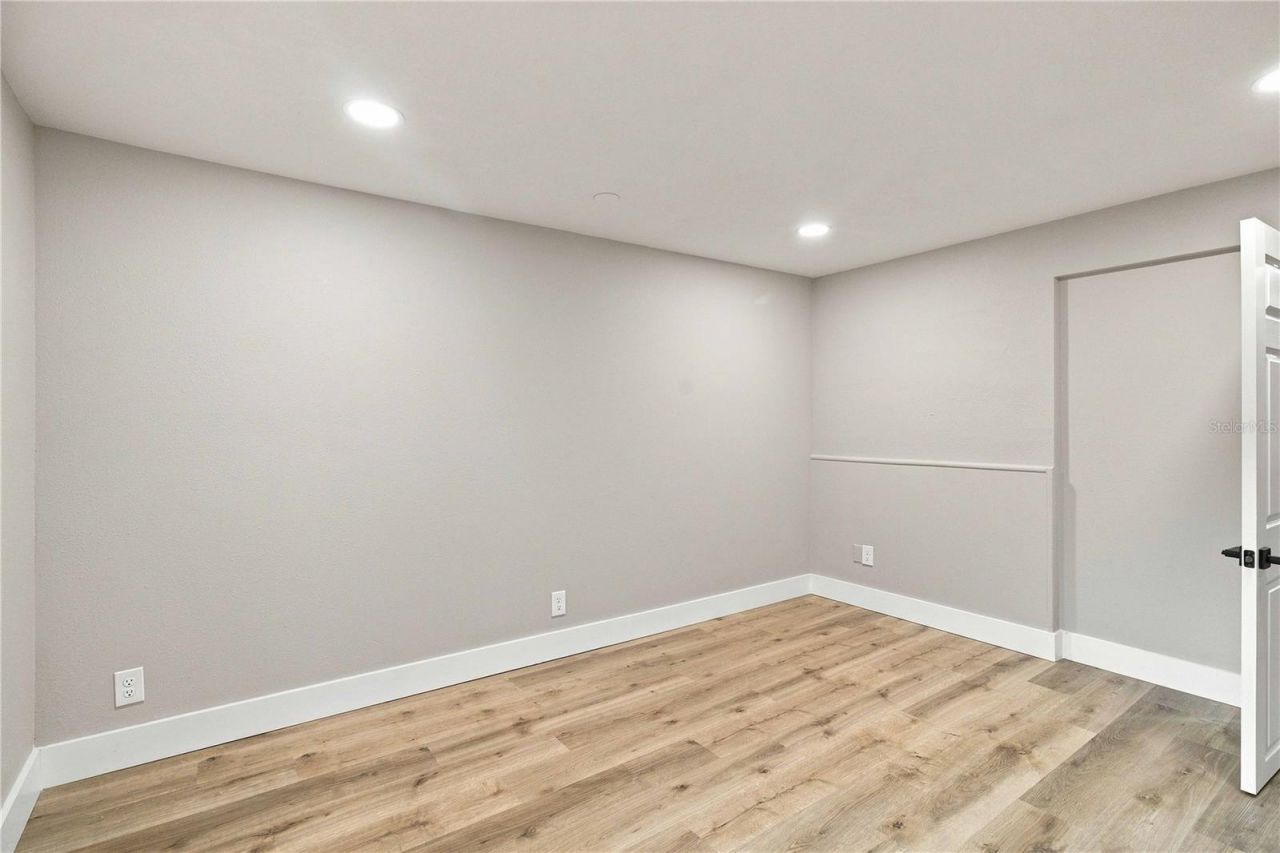 2770 Wood Street, Sarasota, FL 34237 Photo