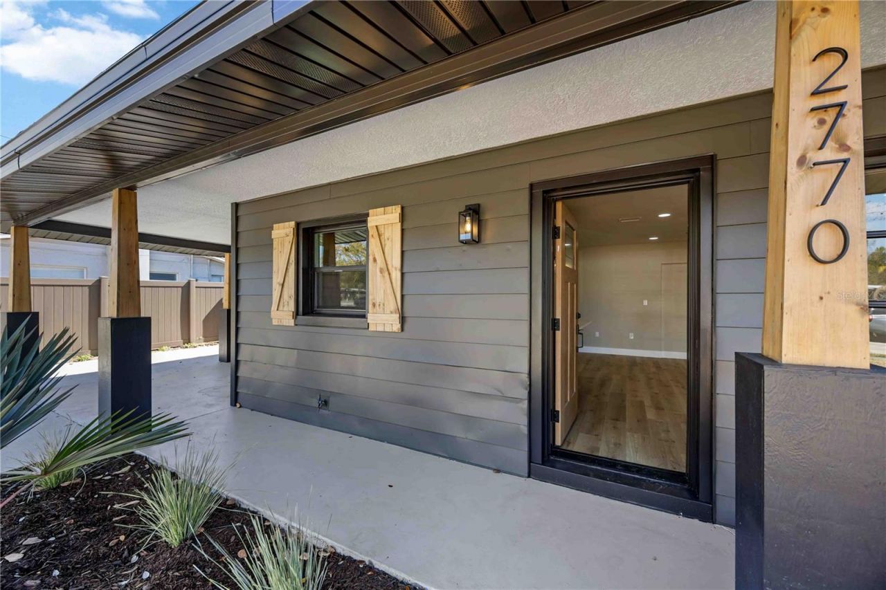 2770 Wood Street, Sarasota, FL 34237 Photo
