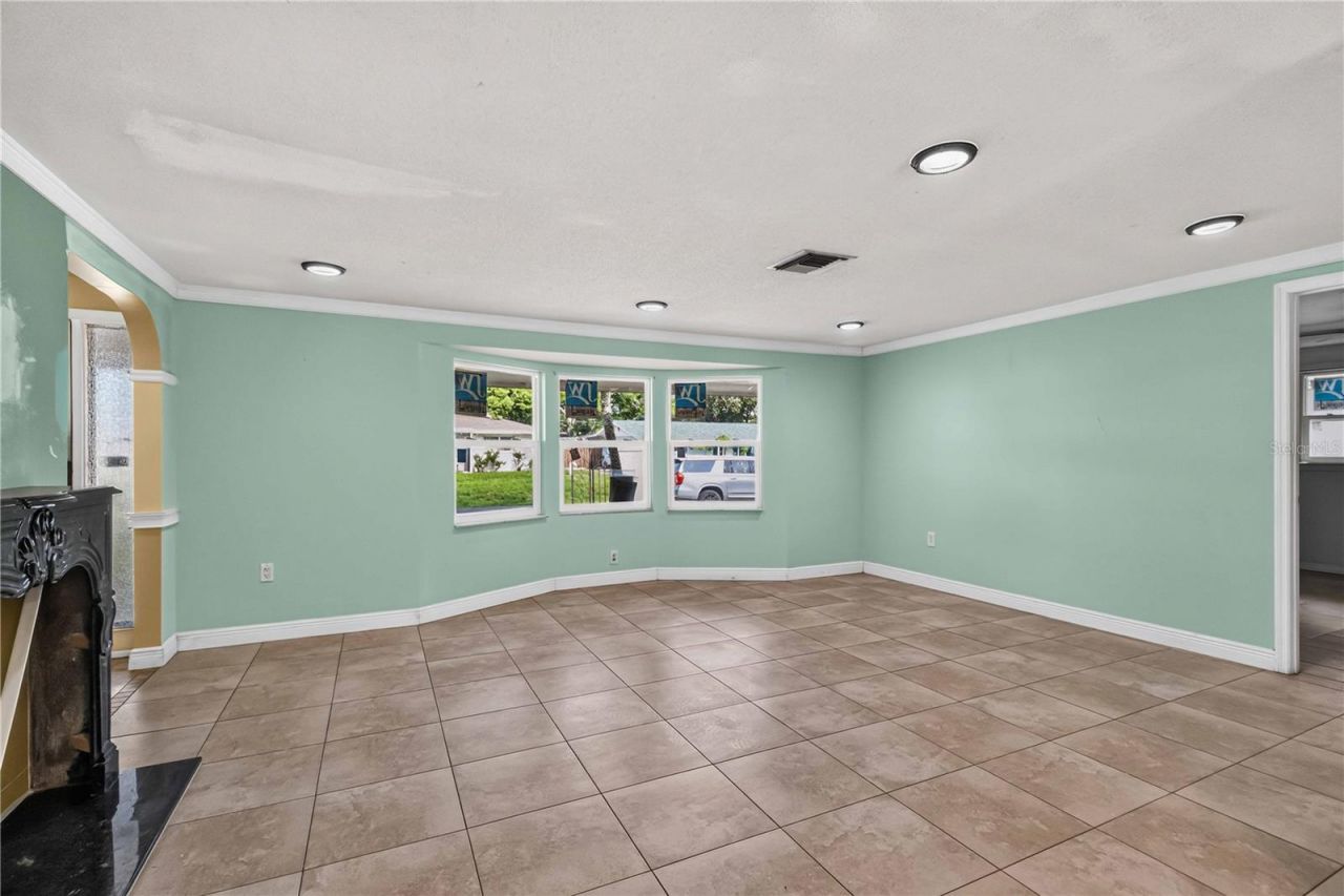 4734 Delmonte Avenue, Sarasota, FL 34235 Photo