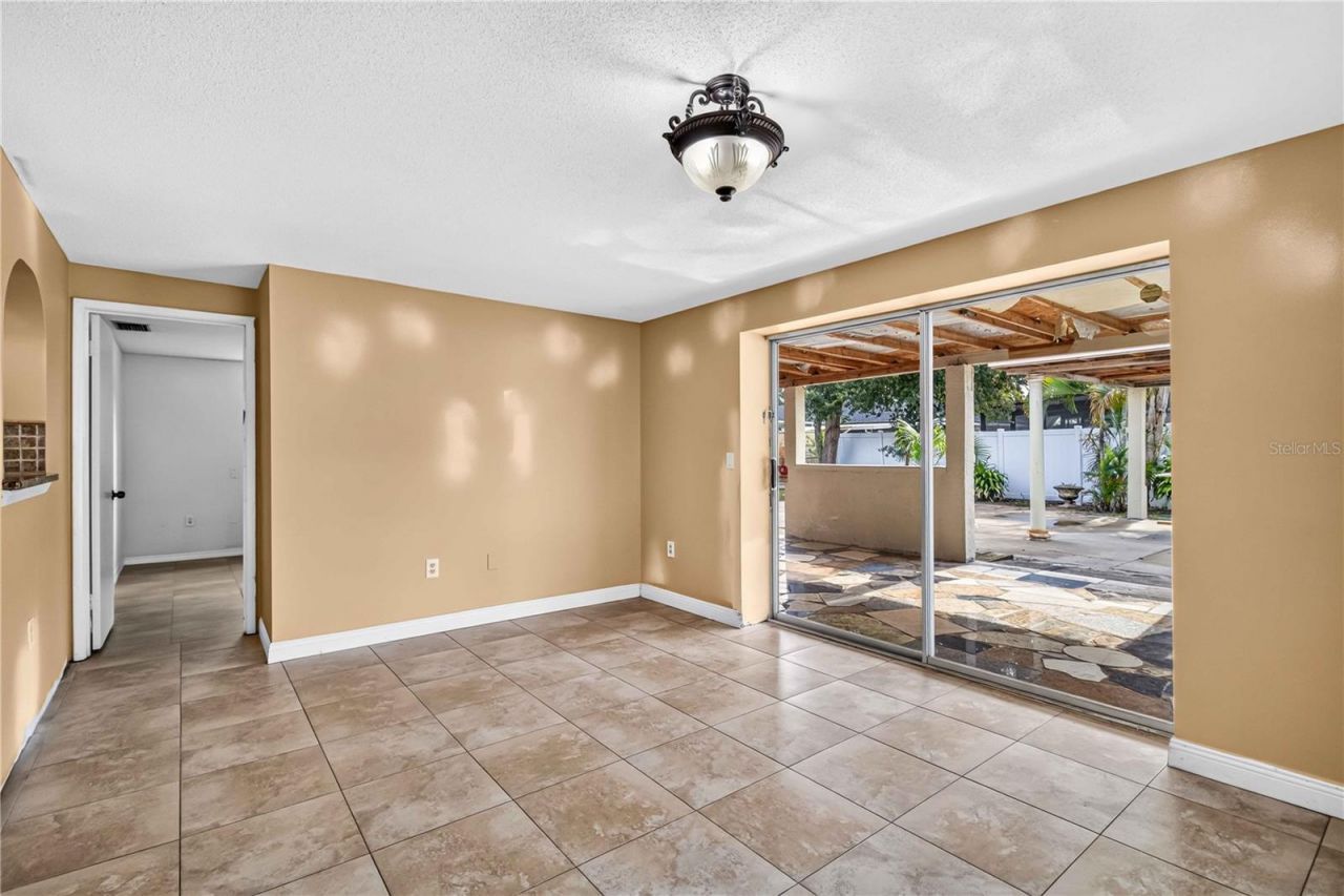 4734 Delmonte Avenue, Sarasota, FL 34235 Photo