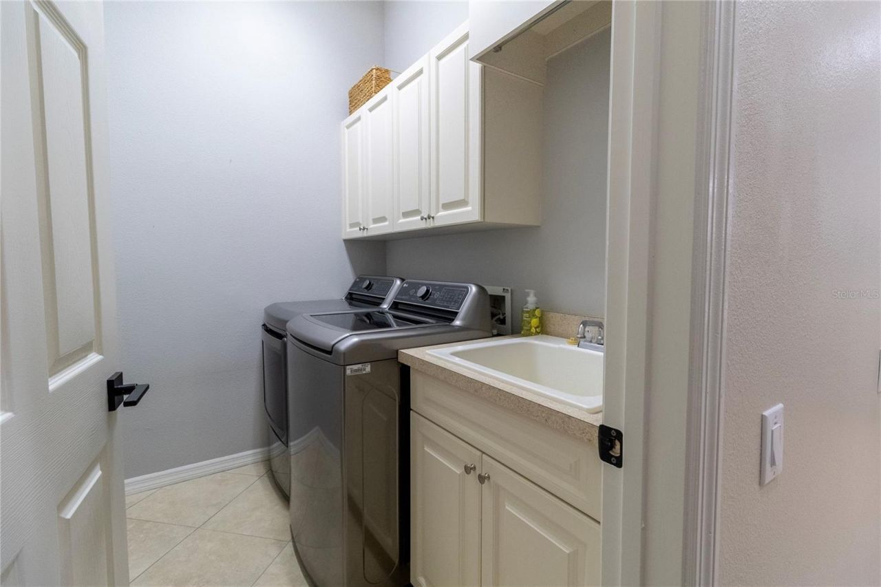 12709 Penguin Drive, Bradenton, FL 34212 Photo