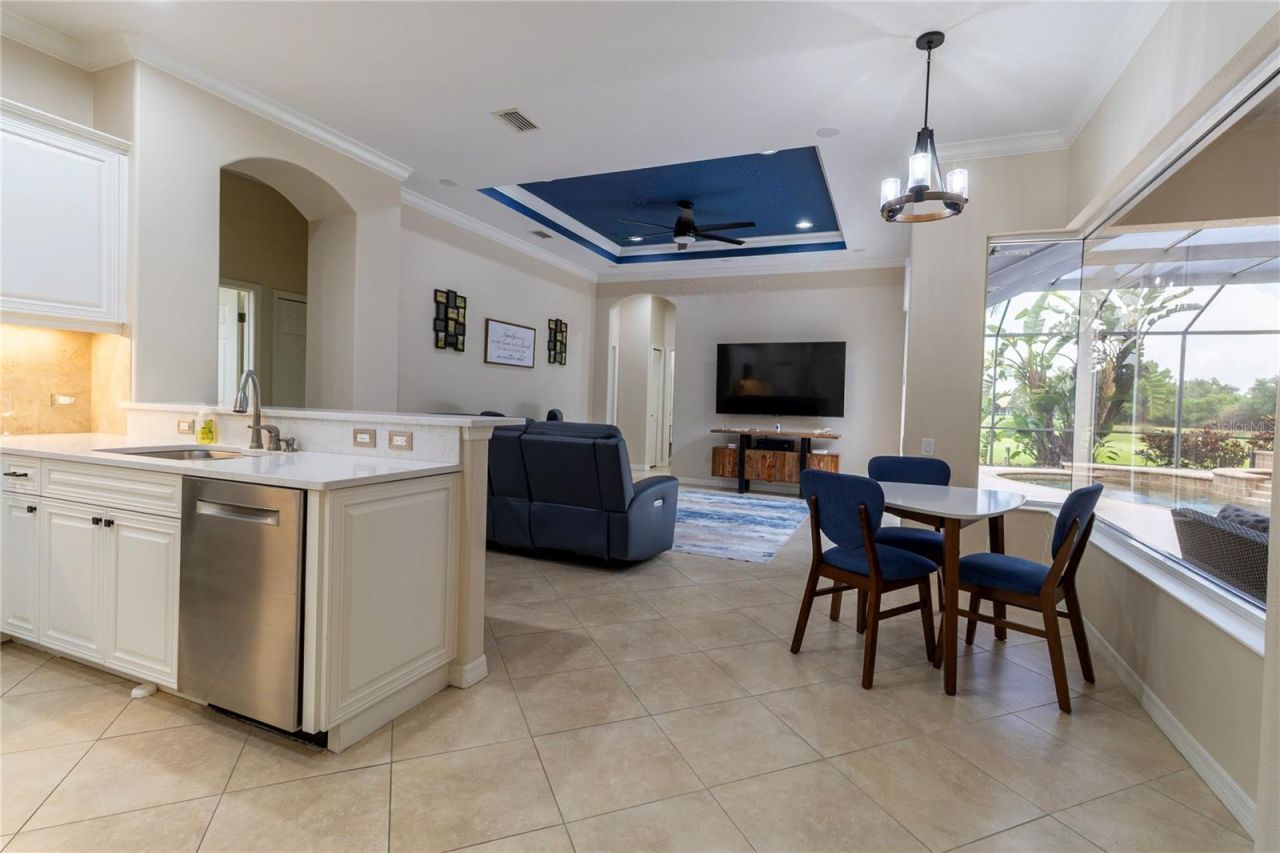 12709 Penguin Drive, Bradenton, FL 34212 Photo