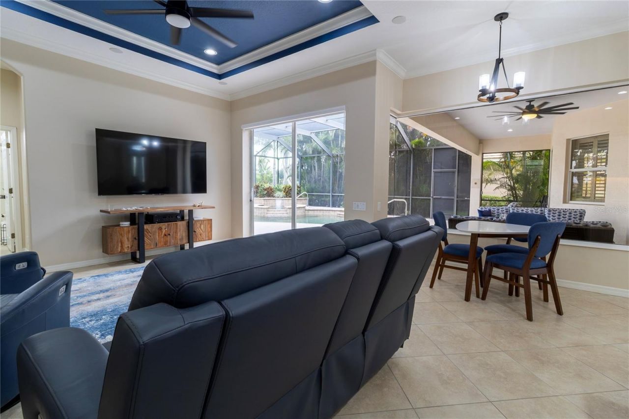 12709 Penguin Drive, Bradenton, FL 34212 Photo