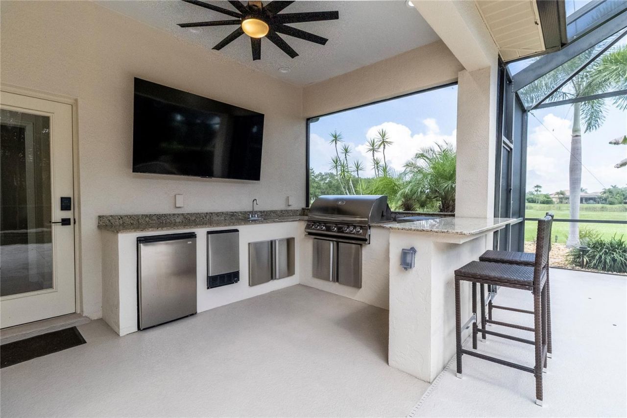 12709 Penguin Drive, Bradenton, FL 34212 Photo