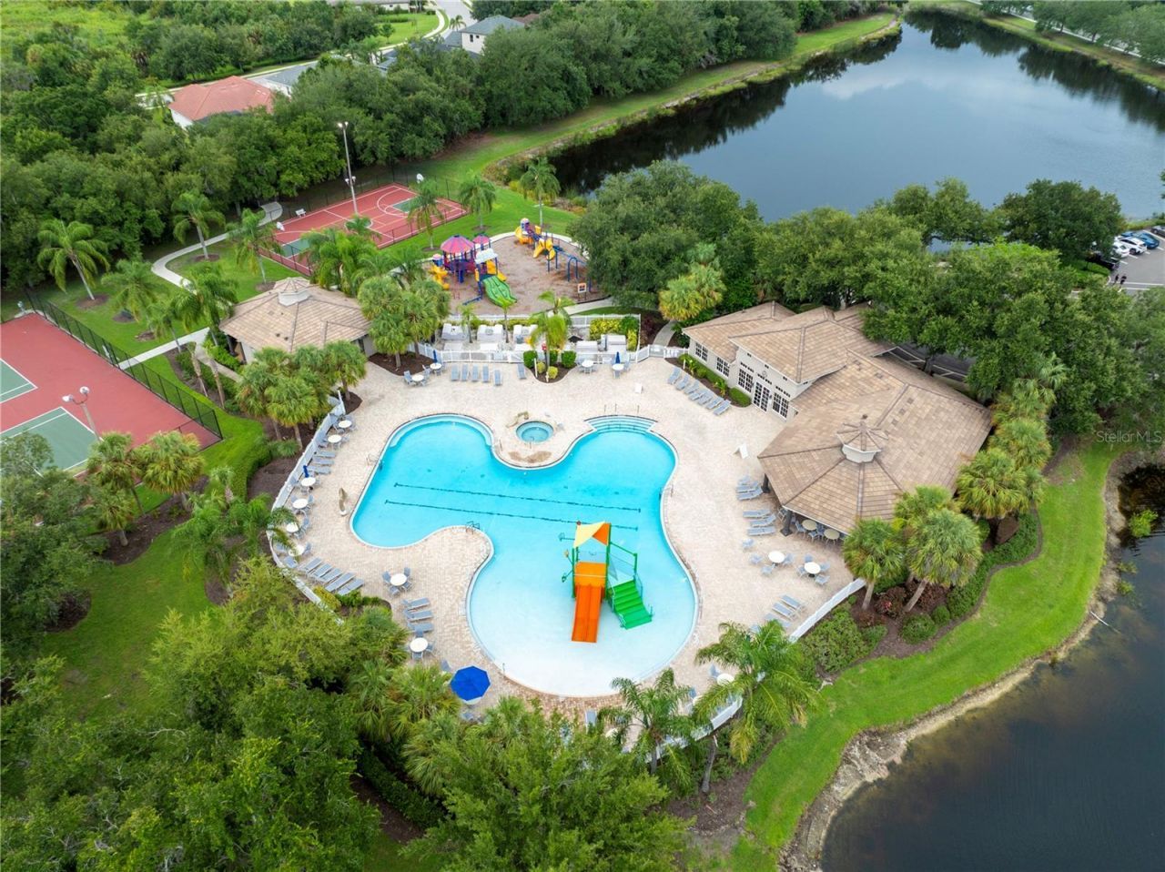 12709 Penguin Drive, Bradenton, FL 34212 Photo