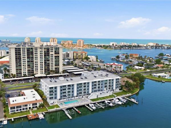 415 ISLAND WAY , Unit 204, CLEARWATER, FL 33767