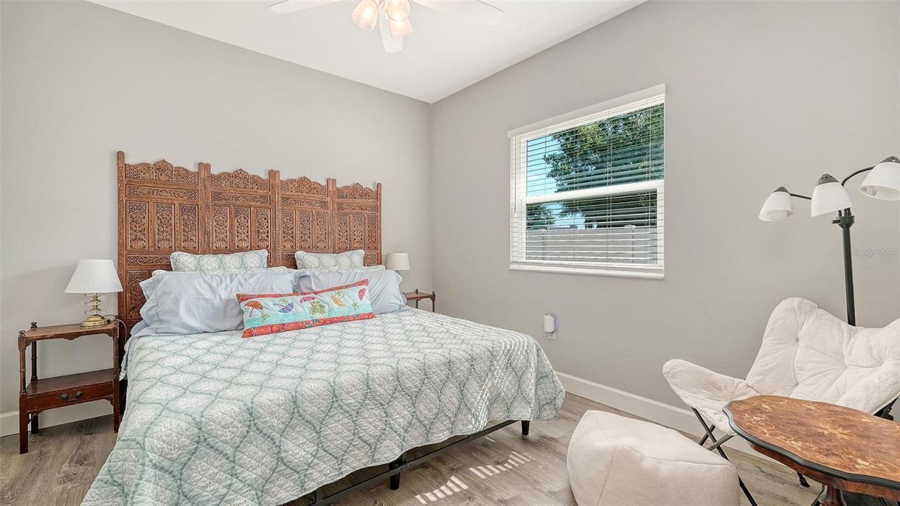 5101 Sunnydale Circle N, Sarasota, FL 34233 Photo
