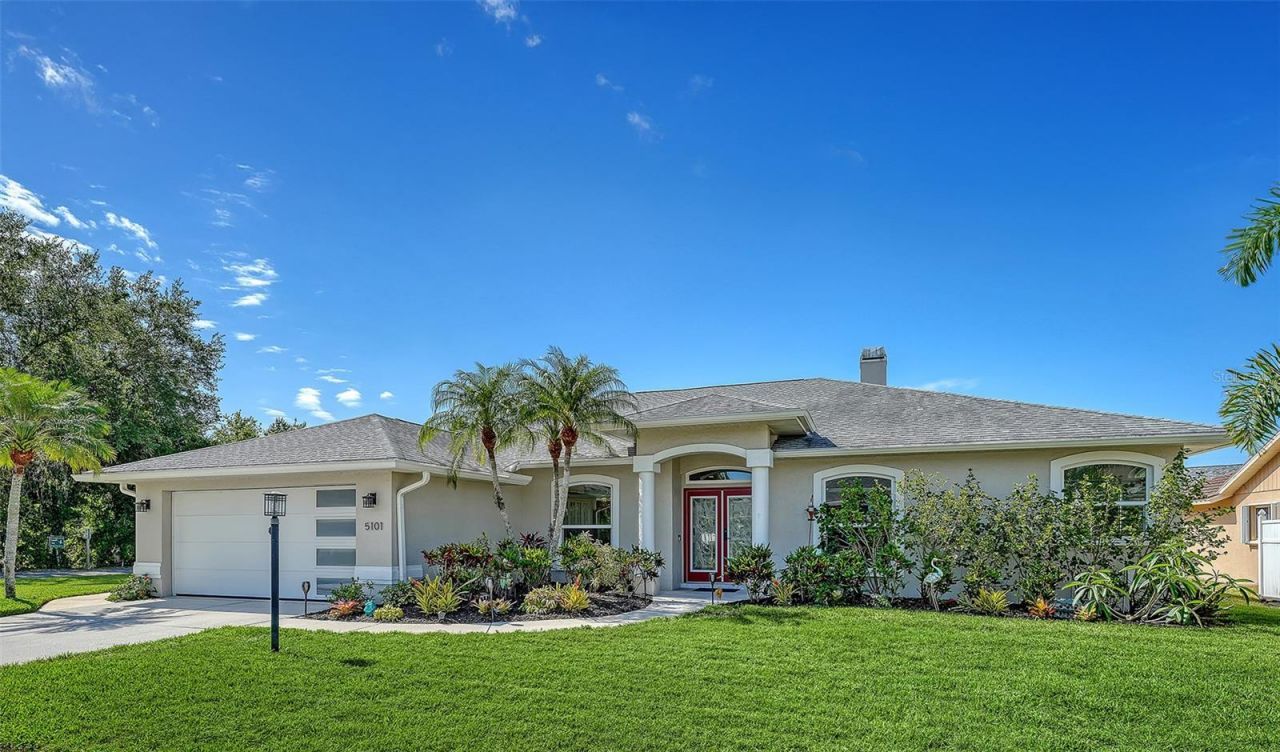 5101 Sunnydale Circle N, Sarasota, FL 34233 Photo