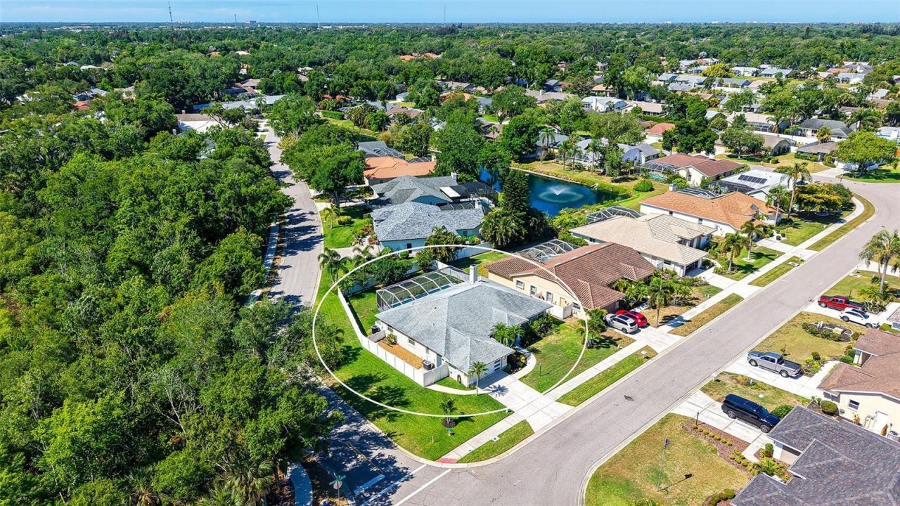 5101 Sunnydale Circle N, Sarasota, FL 34233 Photo