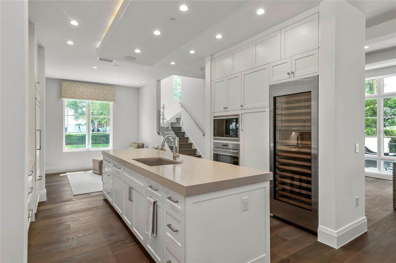125 S Interlachen Avenue, Unit 1, Winter Park, FL 32789 Photo