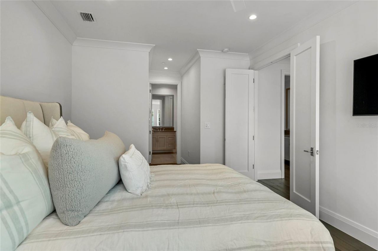 125 S Interlachen Avenue, Unit 1, Winter Park, FL 32789 Photo