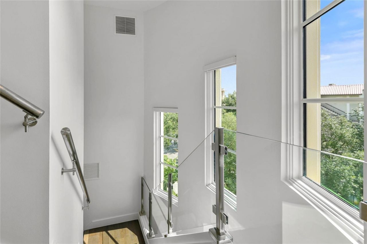 125 S Interlachen Avenue, Unit 1, Winter Park, FL 32789 Photo