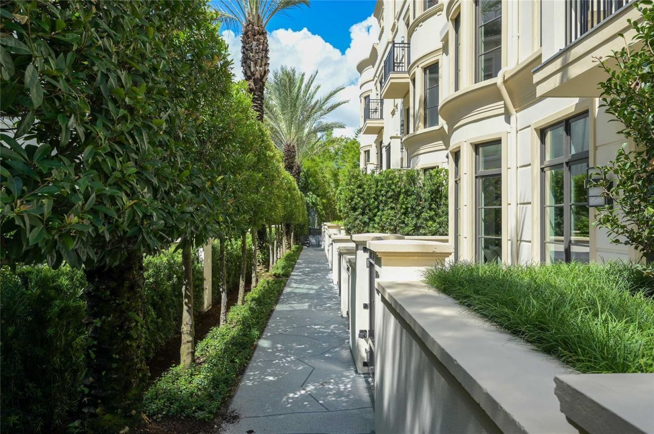 125 S Interlachen Avenue, Unit 1, Winter Park, FL 32789 Photo