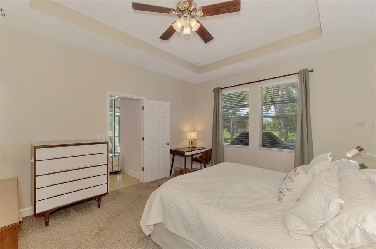 8467 Nandina Drive, Sarasota, FL 34240 Photo
