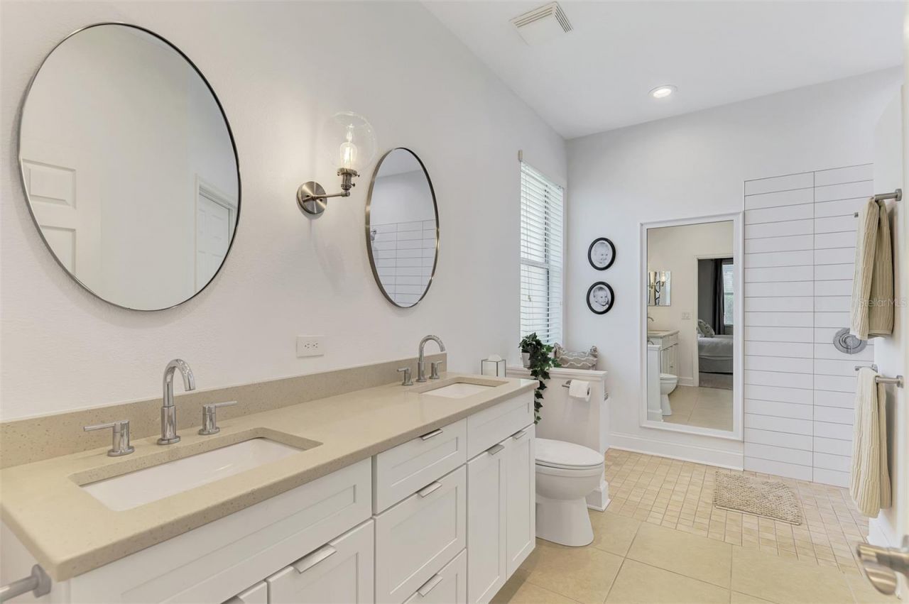 8467 Nandina Drive, Sarasota, FL 34240 Photo