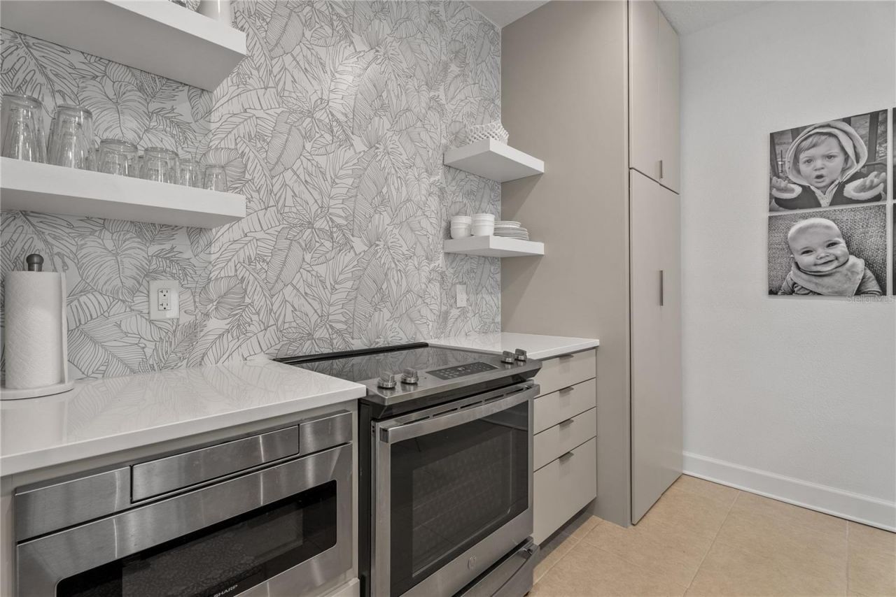 8467 Nandina Drive, Sarasota, FL 34240 Photo
