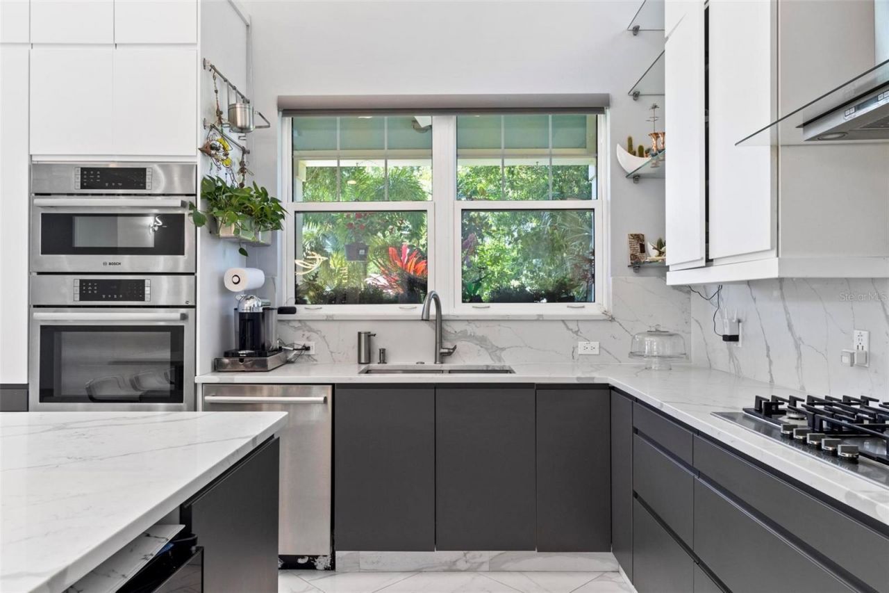 475 27th Avenue N, Saint Petersburg, FL 33704 Photo