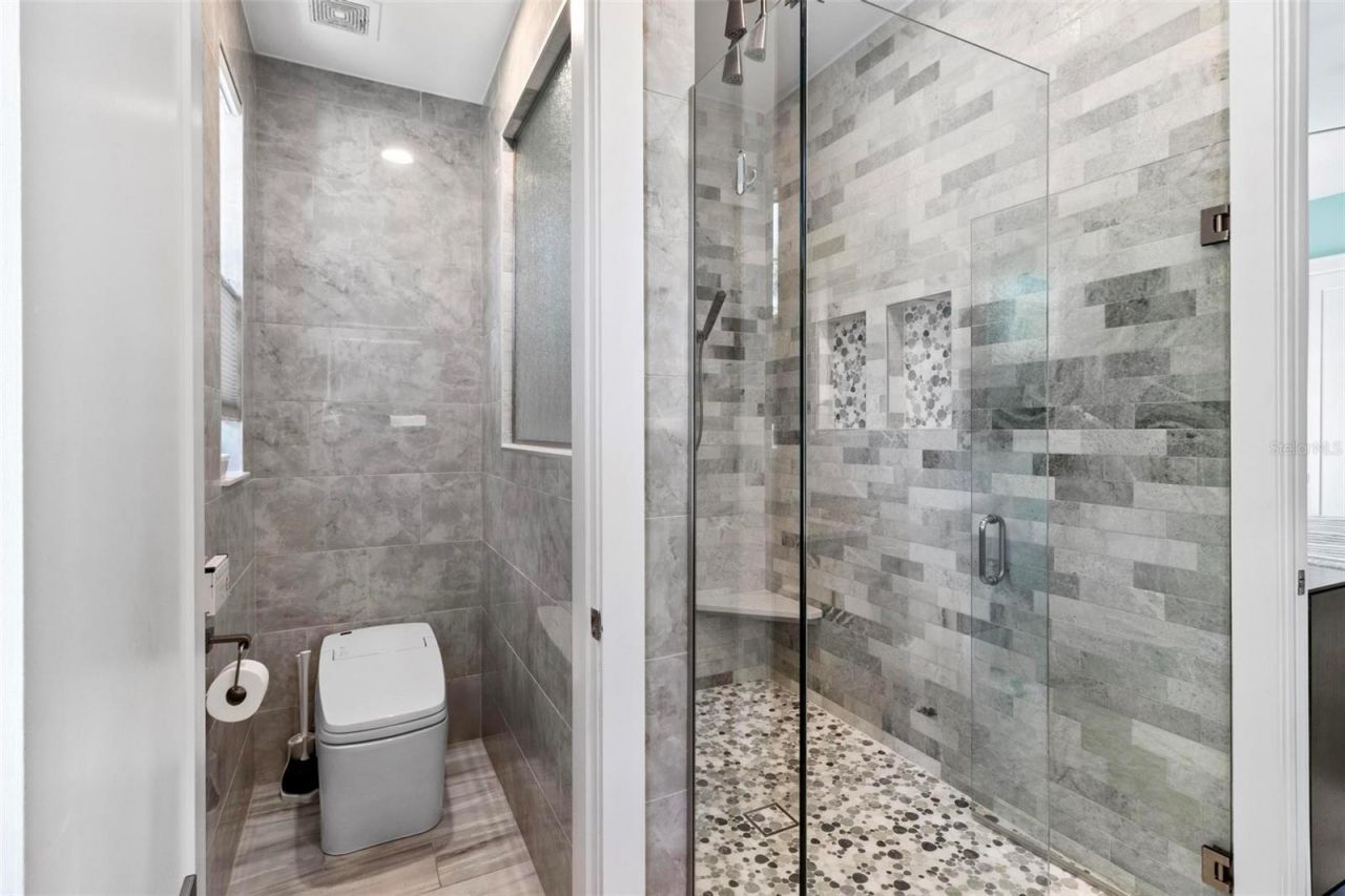 475 27th Avenue N, Saint Petersburg, FL 33704 Photo