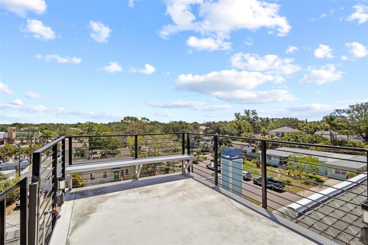 475 27th Avenue N, Saint Petersburg, FL 33704 Photo