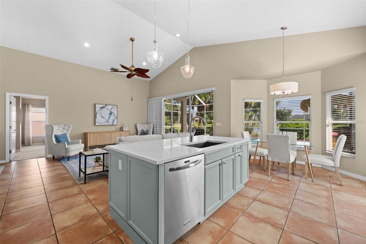 2210 Briar Creek Way, Sarasota, FL 34235 Photo