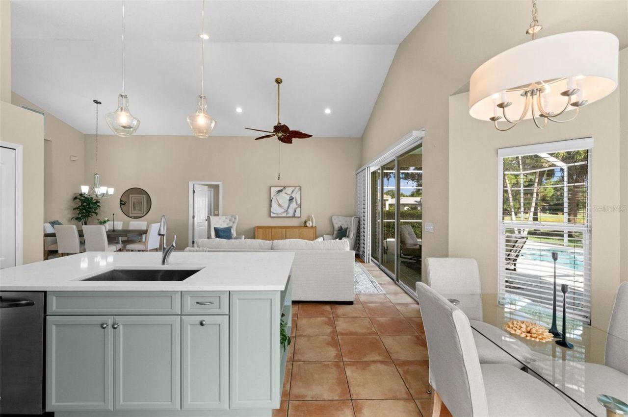 2210 Briar Creek Way, Sarasota, FL 34235 Photo