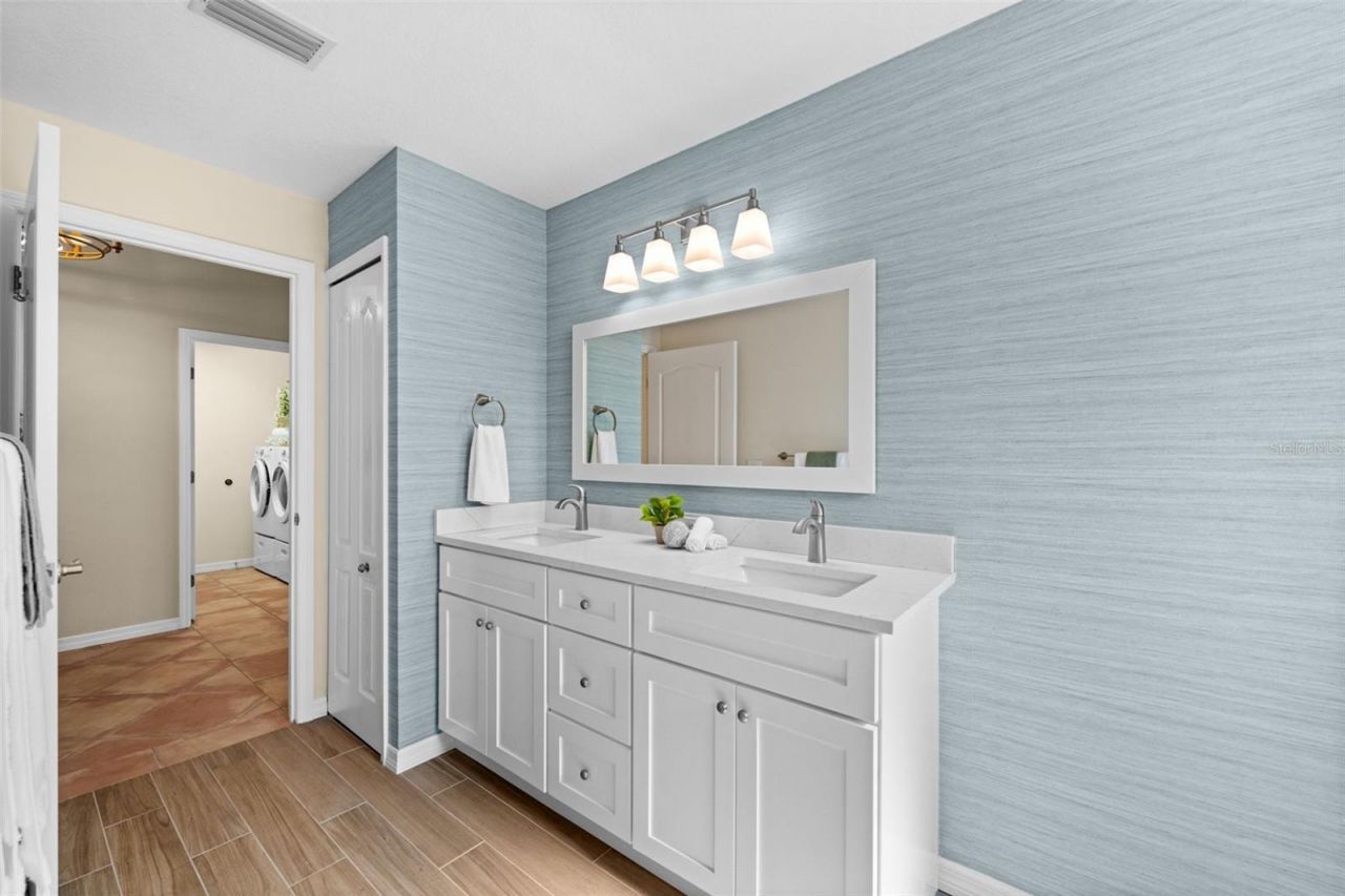 2210 Briar Creek Way, Sarasota, FL 34235 Photo