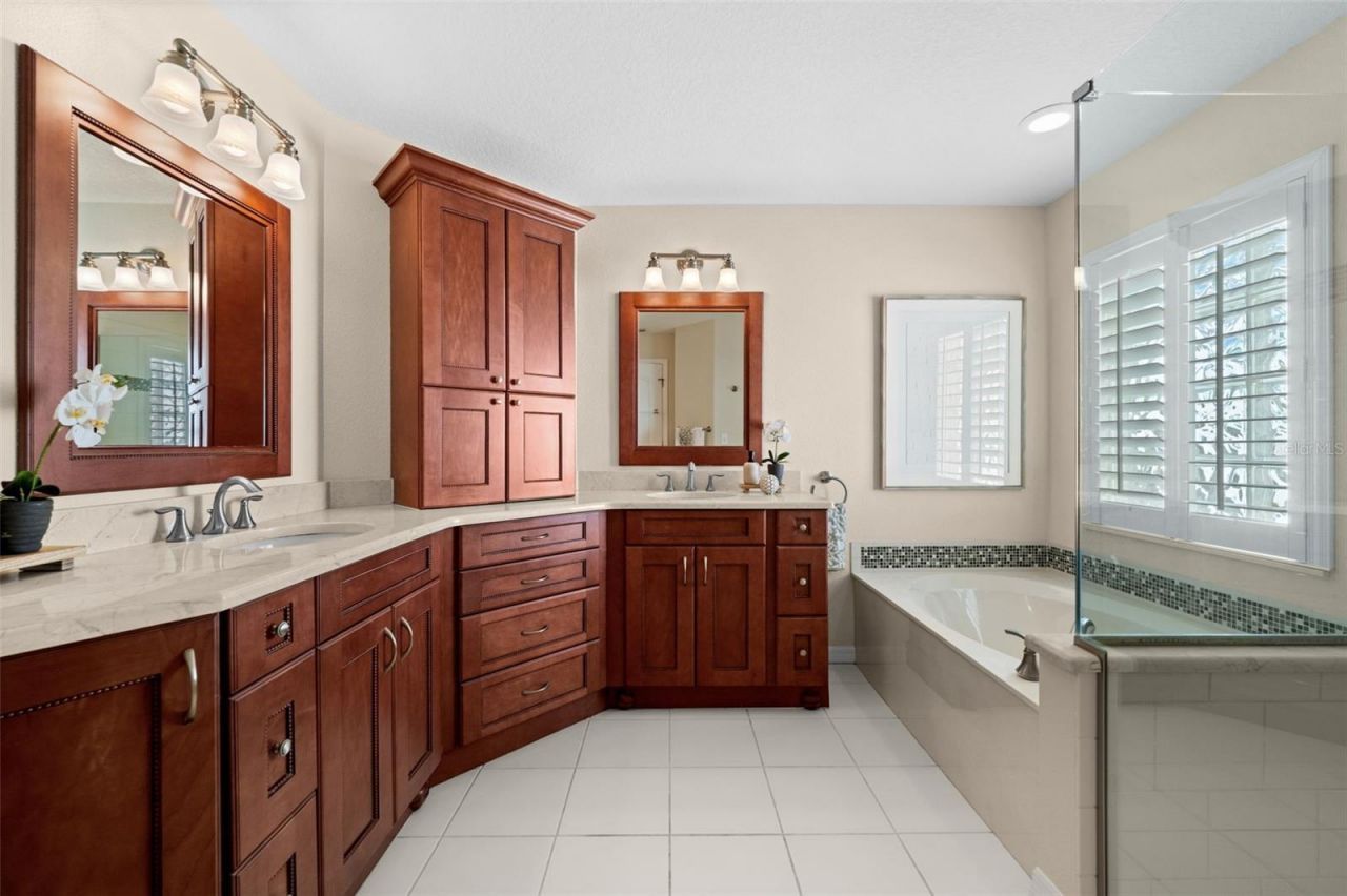 2210 Briar Creek Way, Sarasota, FL 34235 Photo