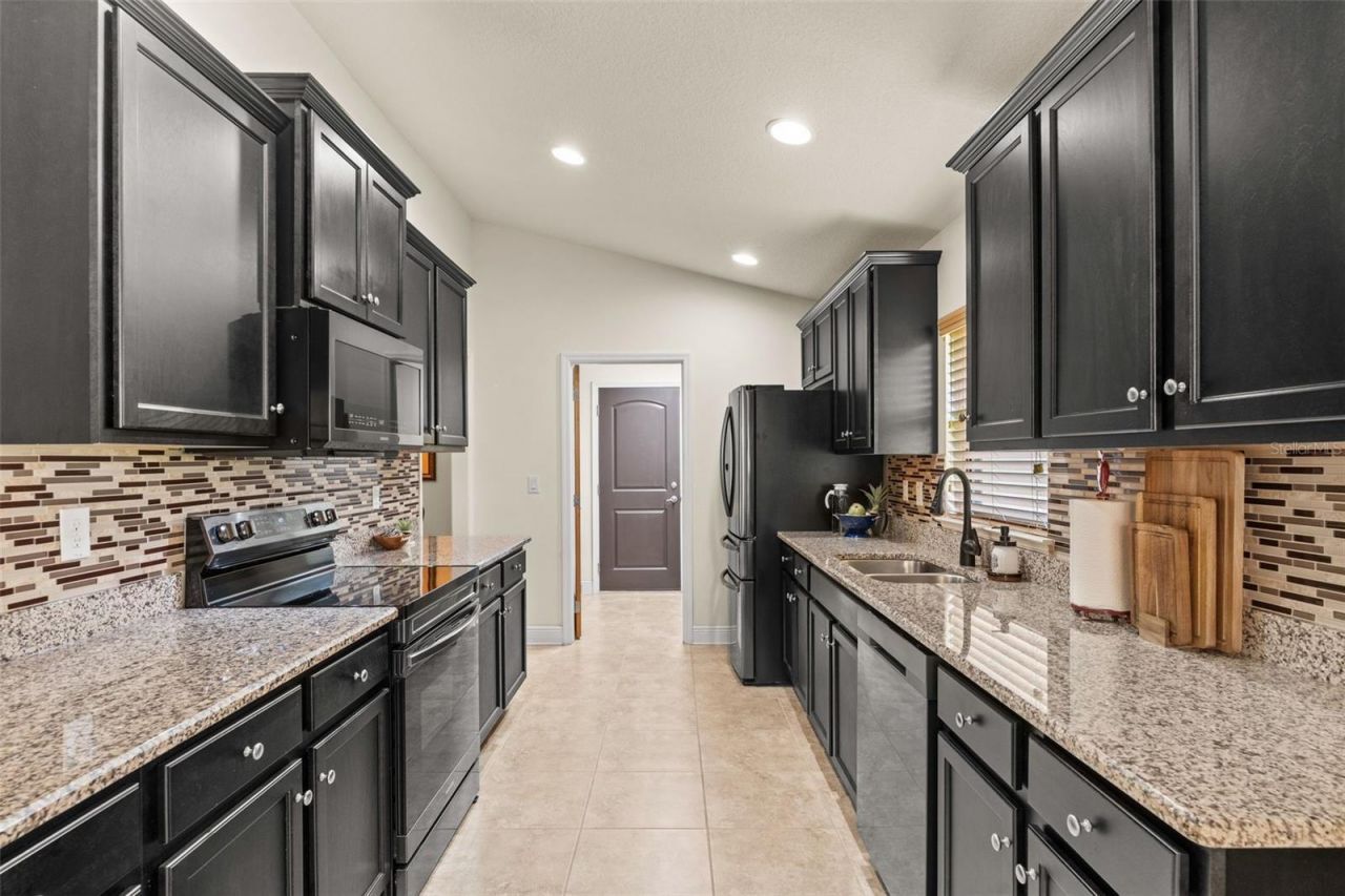 8923 49th Avenue E, Palmetto, FL 34221 Photo