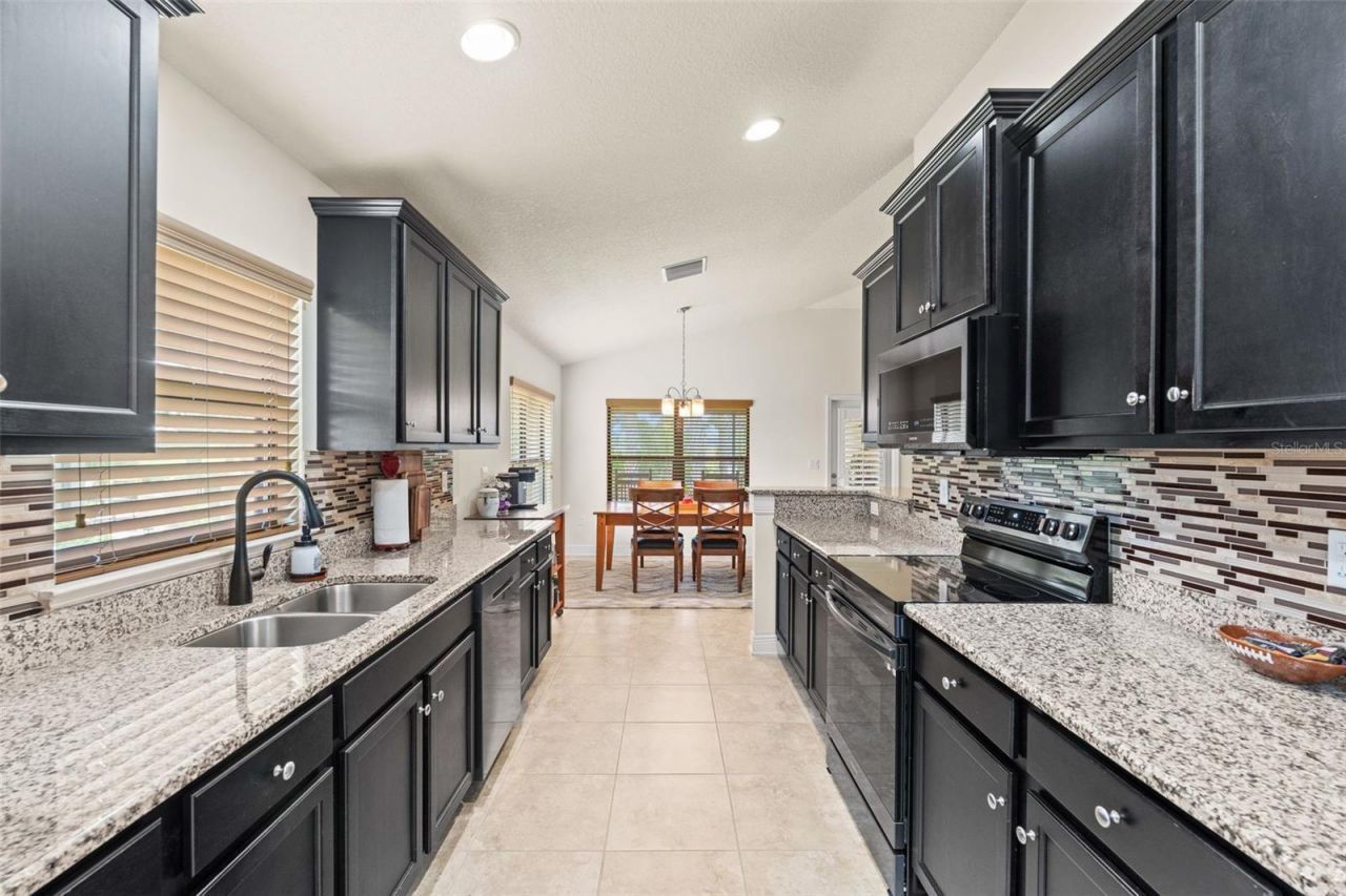 8923 49th Avenue E, Palmetto, FL 34221 Photo