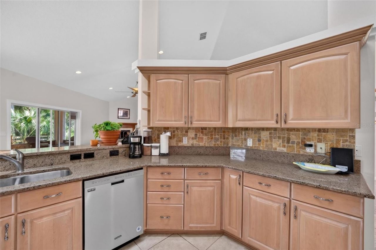 19040 NW 88th Avenue Road, Reddick, FL 32686 Photo